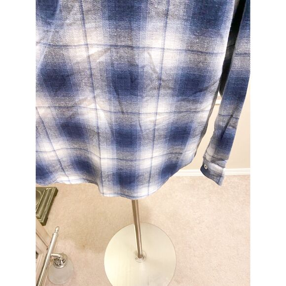 dā-sh Blue White Plaid Flannel Shirt M (est.) - Picture 4 of 9